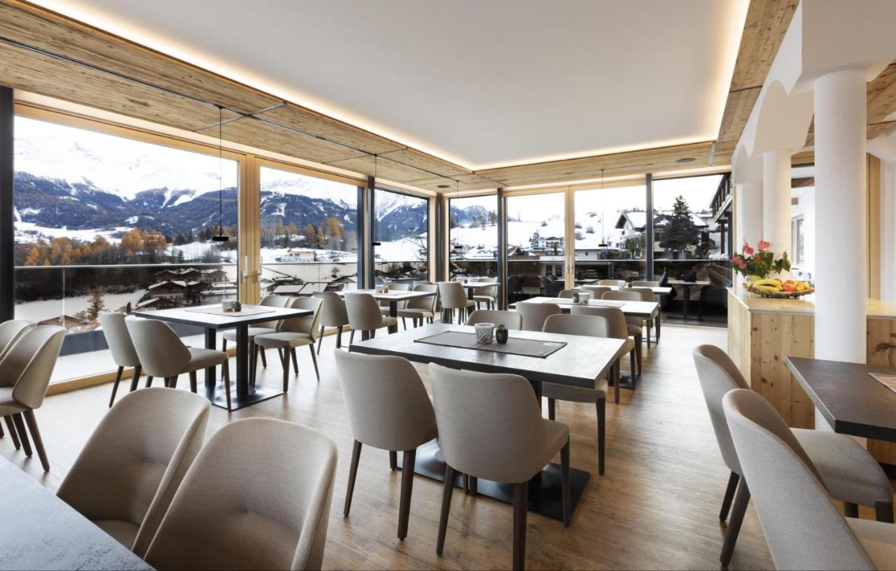 Hotel Garni Tirol Ladis Exteriör bild