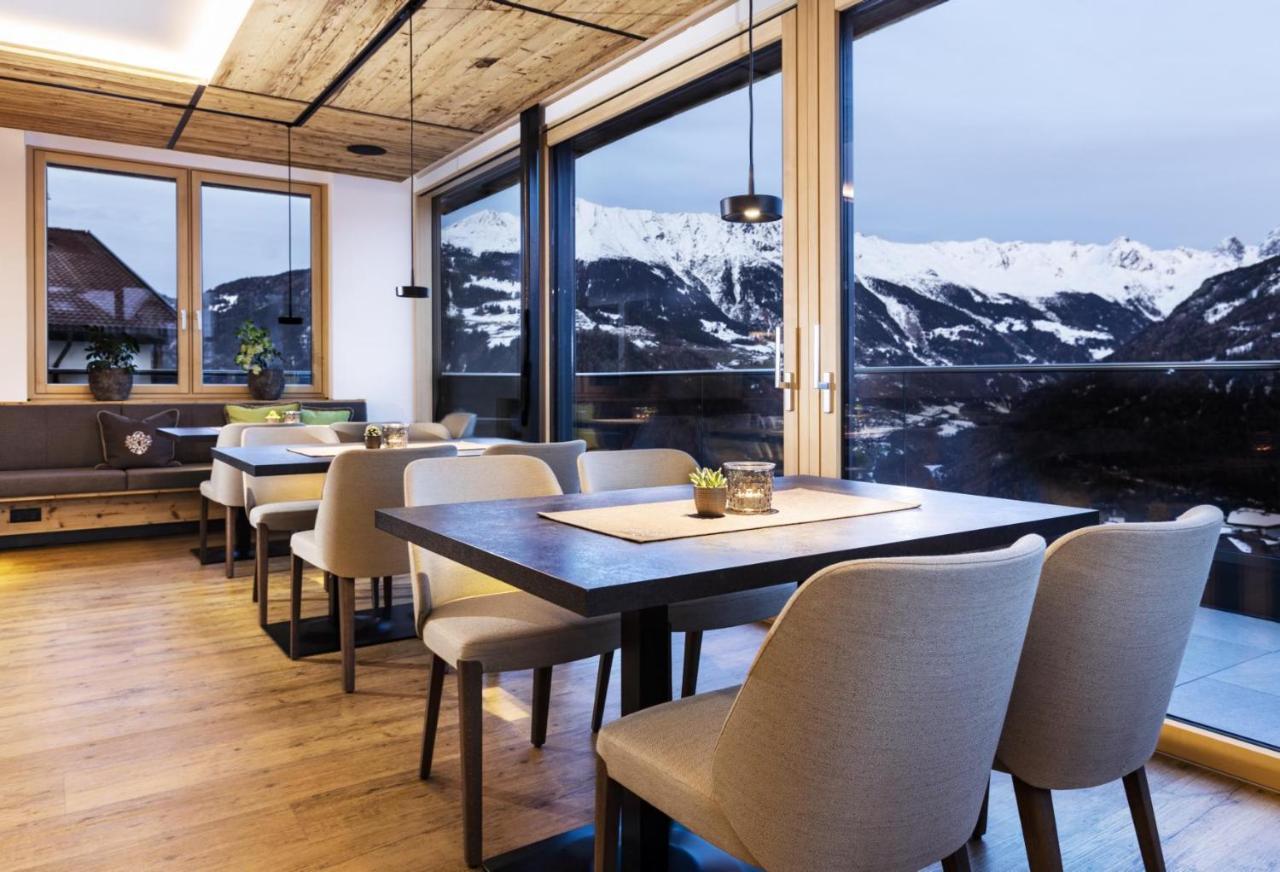 Hotel Garni Tirol Ladis Exteriör bild