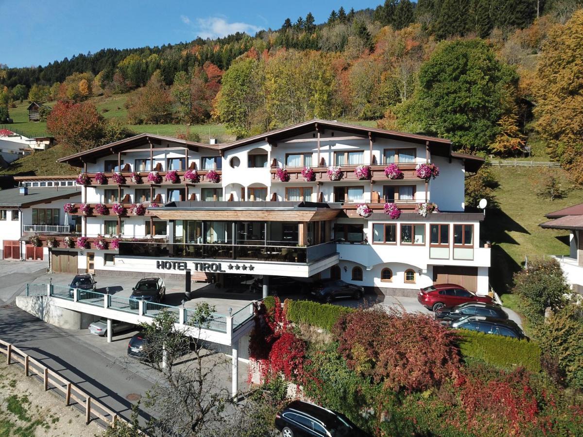 Hotel Garni Tirol Ladis Exteriör bild
